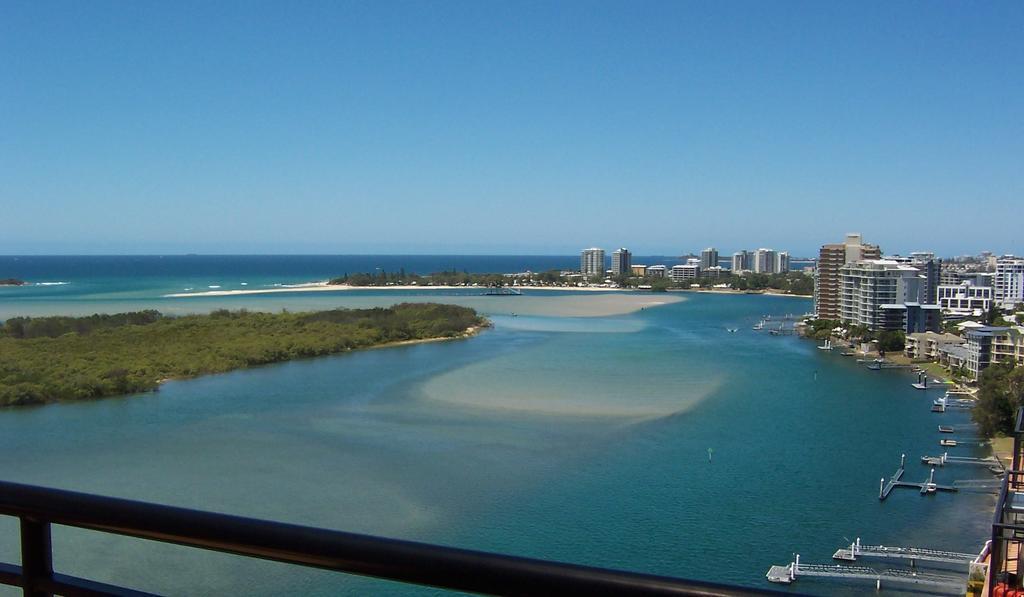 Banyandah Towers Aparthotel Maroochydore Exterior foto