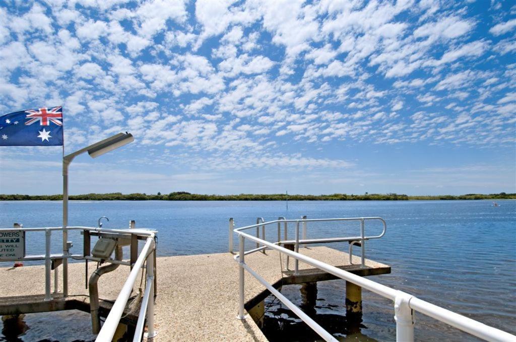 Banyandah Towers Aparthotel Maroochydore Exterior foto